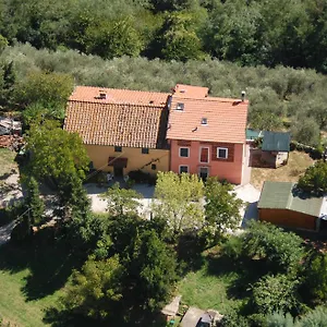 Ospitalita Rurale L'uccelliera Frühstückspension